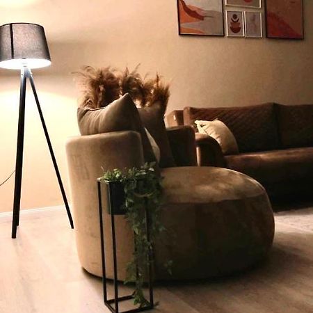 Apartment In Pristina Esterno foto
